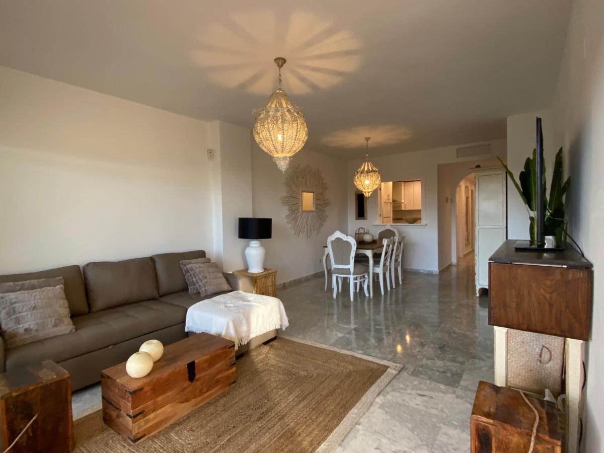 Apartamentos Costa Quebrada 베날마데나코스타 외부 사진