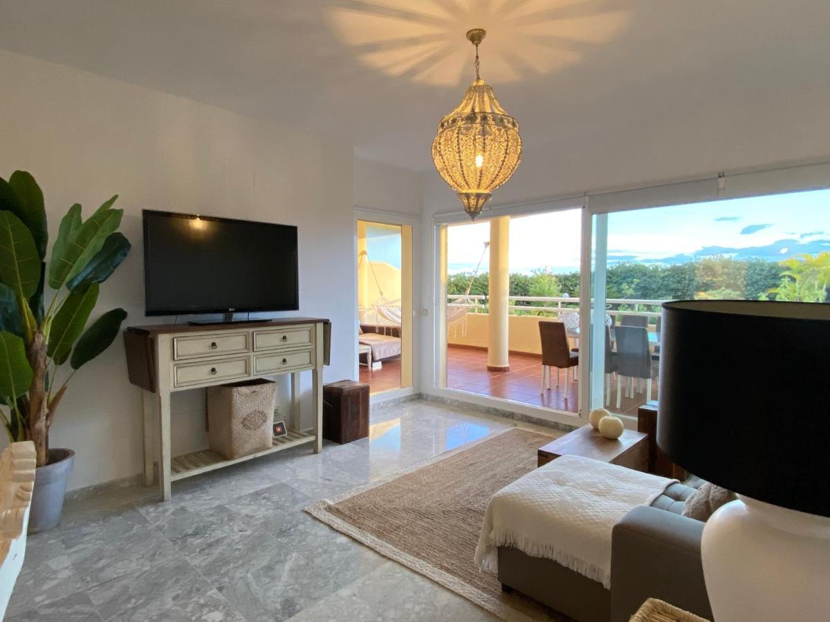 Apartamentos Costa Quebrada 베날마데나코스타 외부 사진