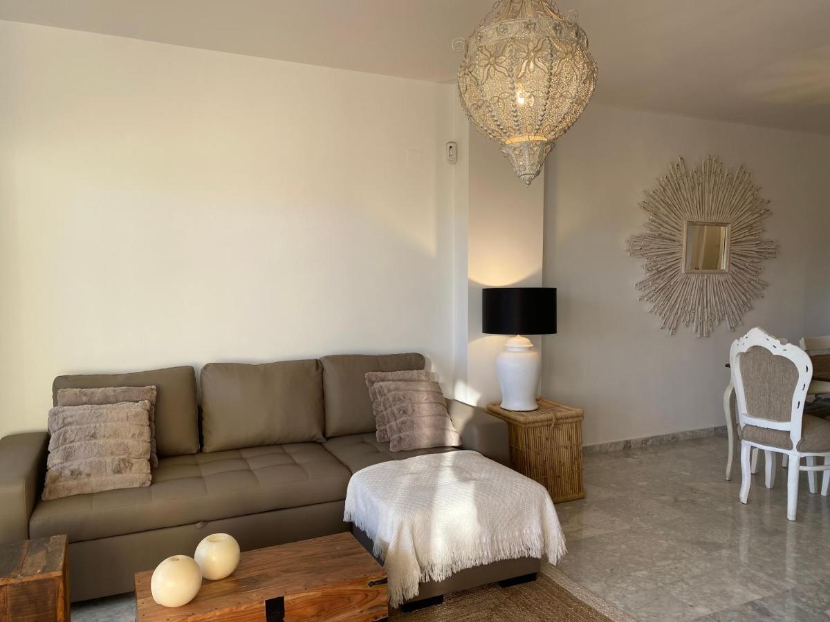 Apartamentos Costa Quebrada 베날마데나코스타 외부 사진
