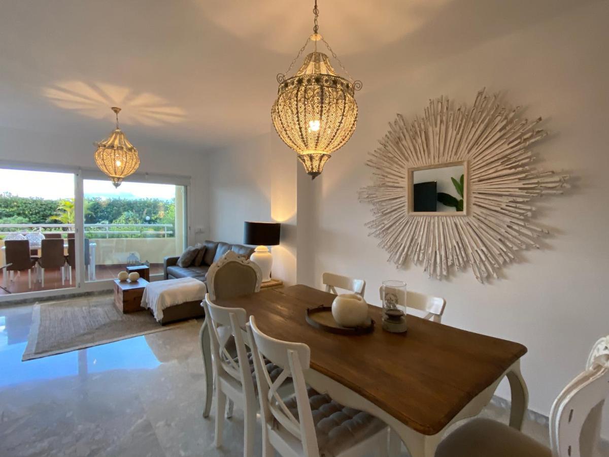 Apartamentos Costa Quebrada 베날마데나코스타 외부 사진
