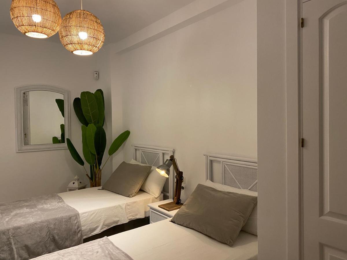 Apartamentos Costa Quebrada 베날마데나코스타 외부 사진